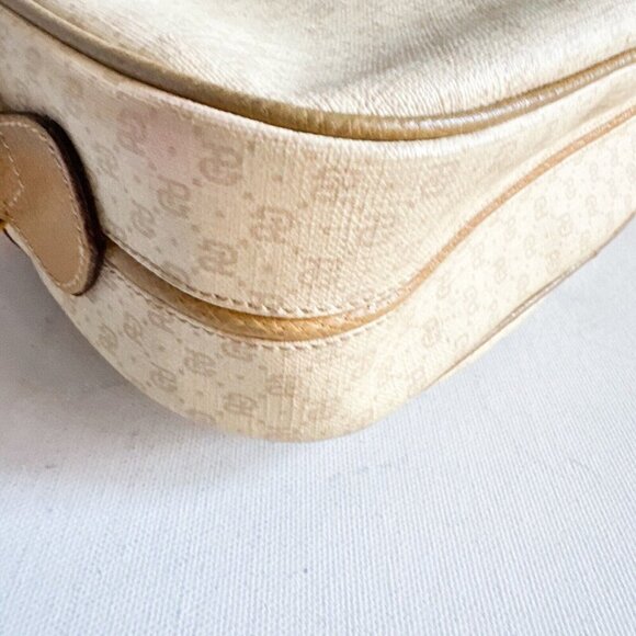 Vintage Paulo Gucci Light Beige Coated Canvas Leather Trim Crossbody Camera bag - Picture 15 of 16